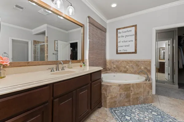 139 EVANS OAK LN