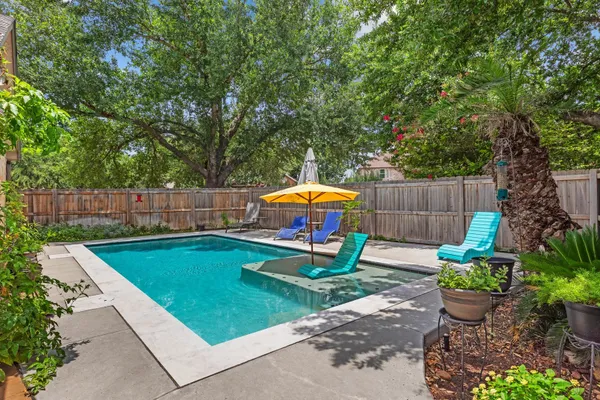 1208 TERRACE CT