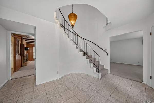 9003 ROCK CLIFF RD