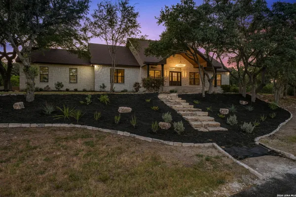 130 SPRING HILL DR