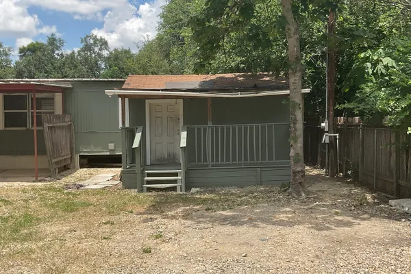 11935 GRAPEVINE