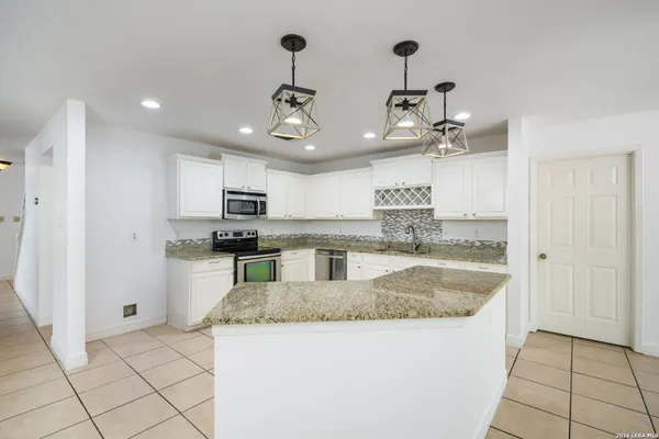 3322 CARNABY CREEK DR
