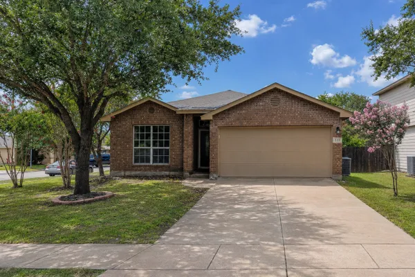 535 DIANA DR