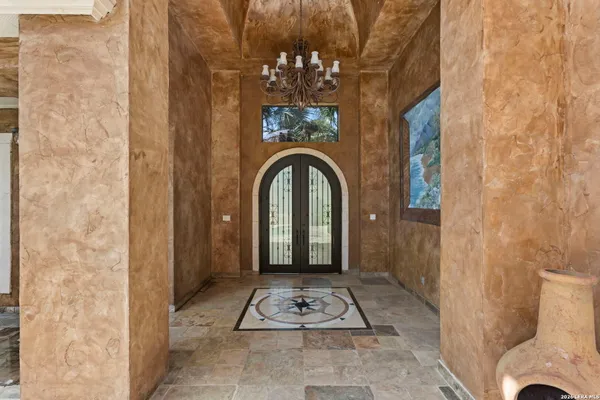 1426 WHISPER MTN
