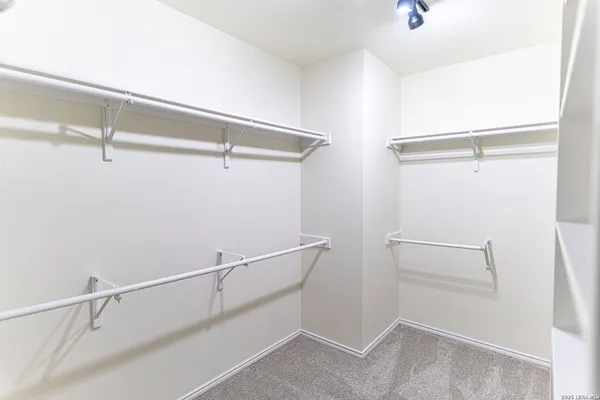 216 CORSICA DR