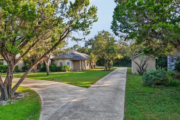 25867 LEWIS RANCH RD