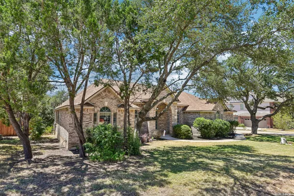 3222 NAVASOTA CIR