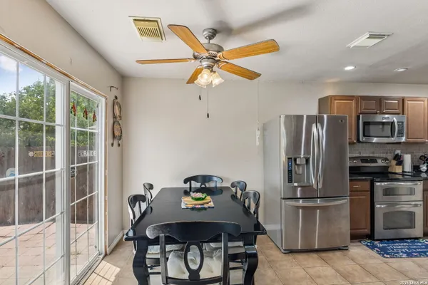 502 MEADOW FRG