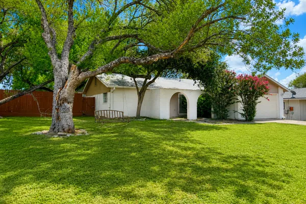 510 MICHELLE DR