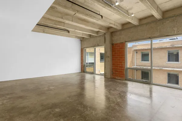 1115 S ALAMO ST 2407