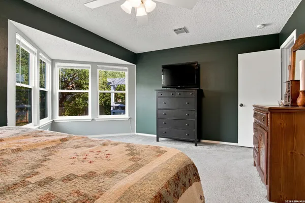 18635 CREEKSIDE PASS