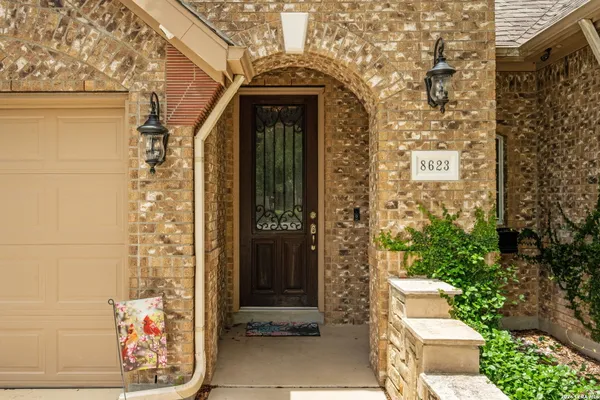 8623 EL PUEBLO PEAK