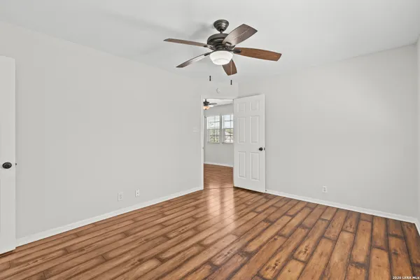 14235 RED MAPLE WOOD