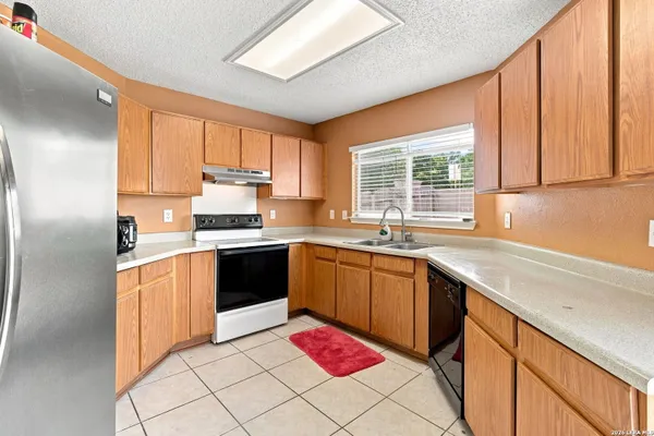 5014 SUNSET GLADE
