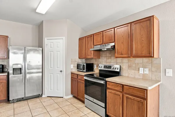 15815 HASTINGS PARK