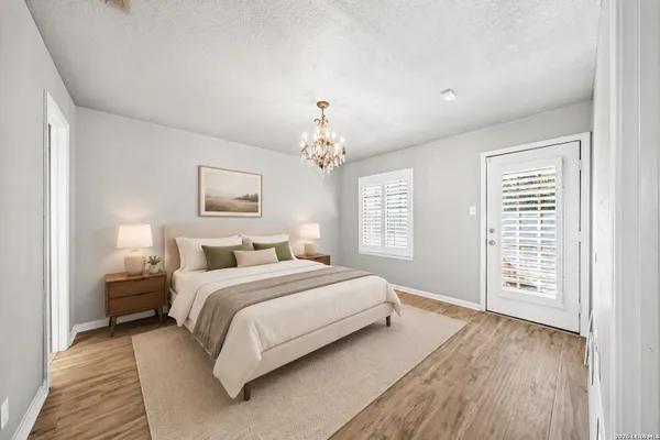 12446 STARCREST DR 402