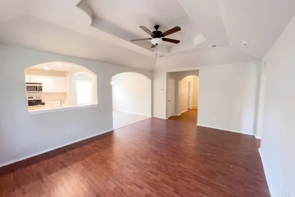 8222 GRISSOM CIR