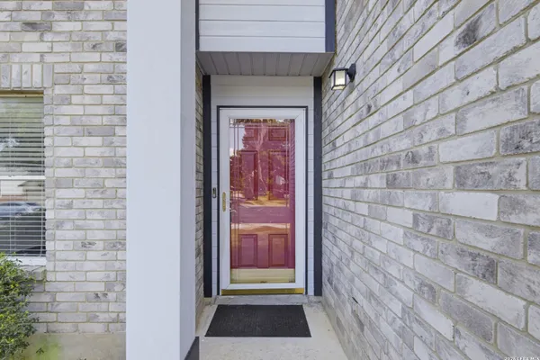 10002 SUNSET PL