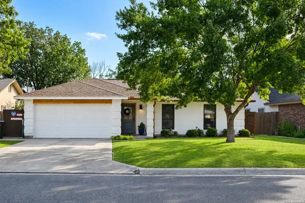 921 SEMINOLE DR