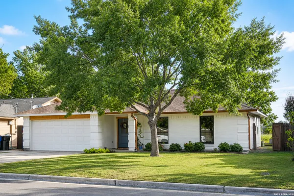 921 SEMINOLE DR