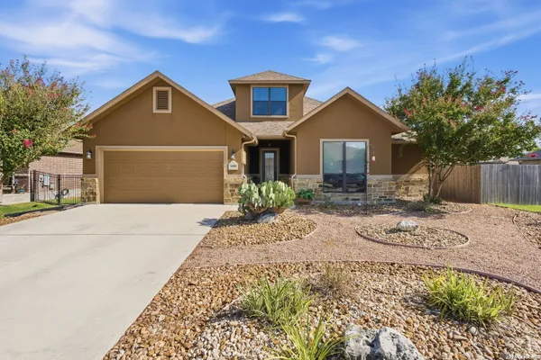 1635 SUN BAY DR