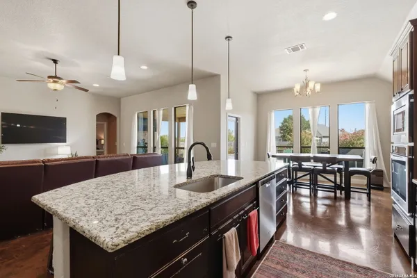 1635 SUN BAY DR