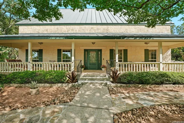 8520 ALYDAR CIR