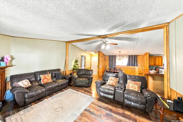 103 BOB WHITE DR