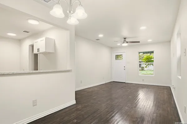 151 MORNINGVIEW