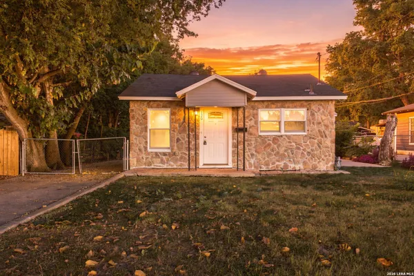 120 BANK ST