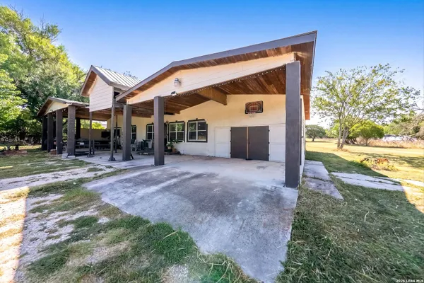751 DEER FOREST DR