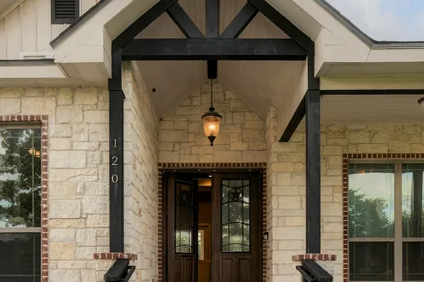 120 HIDDEN FOREST DR