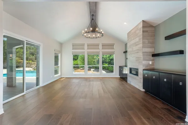 25211 SPIDER ROCK