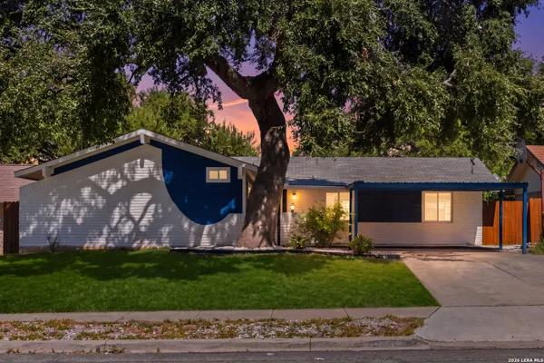 7423 MEADOW HL