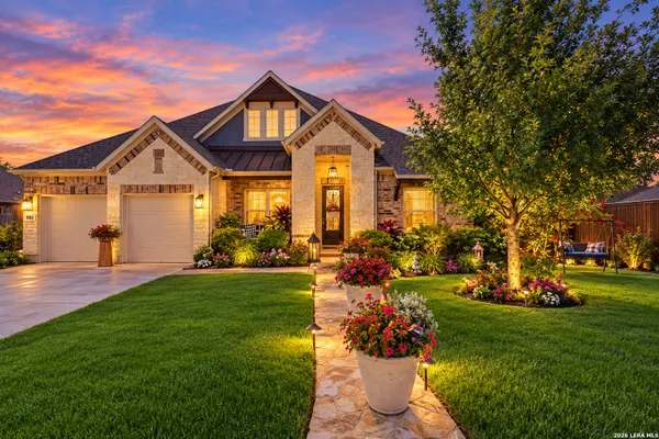 980 WATER OAK