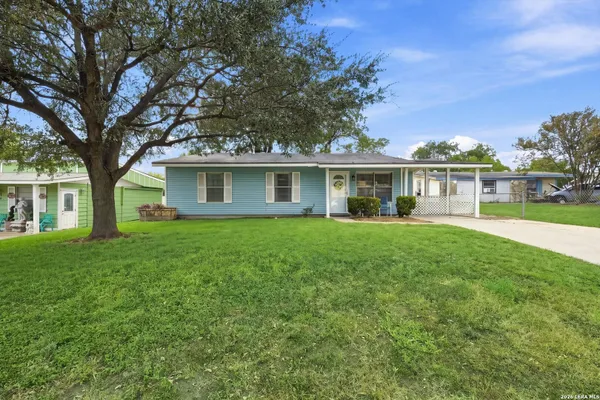 179 SEACOMBER PL