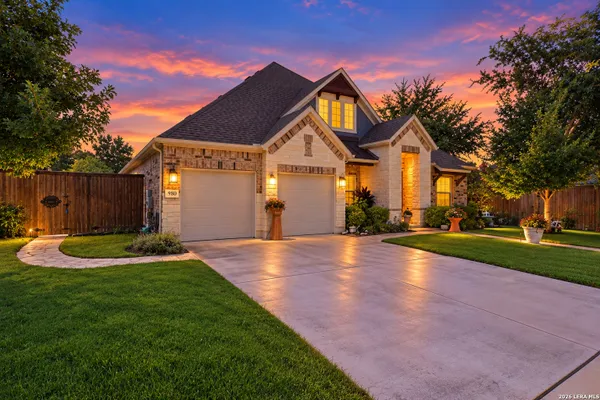 980 WATER OAK