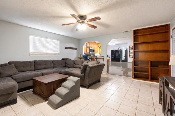2114 TERMINAL LOOP RD