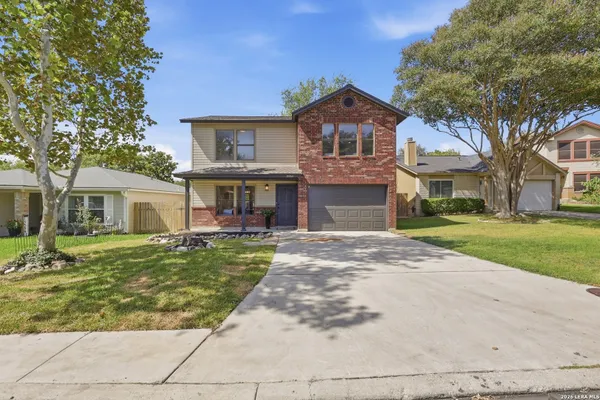 15563 KNOLLMEADOW