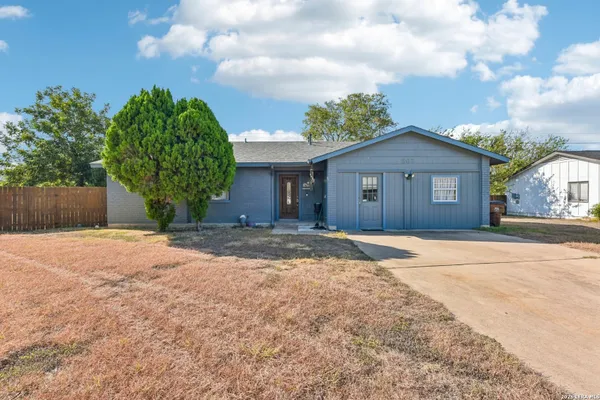 507 AMESWOOD PL