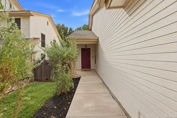7935 SUNFLOWER WAY