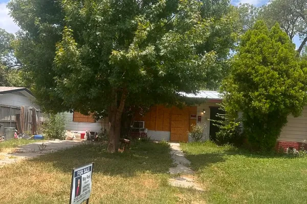 135 SAVANNAH DR