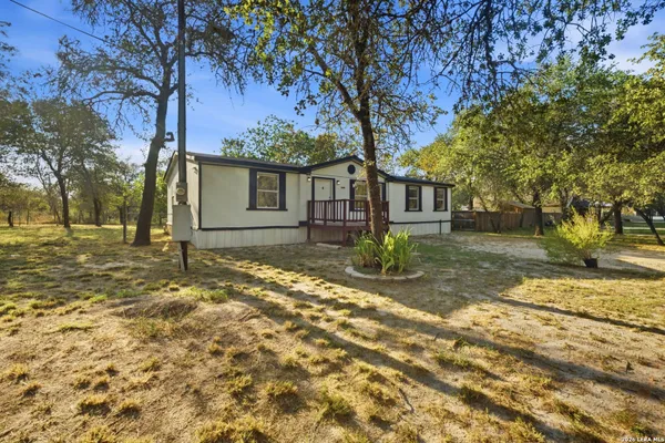 23927 WILTED OAK