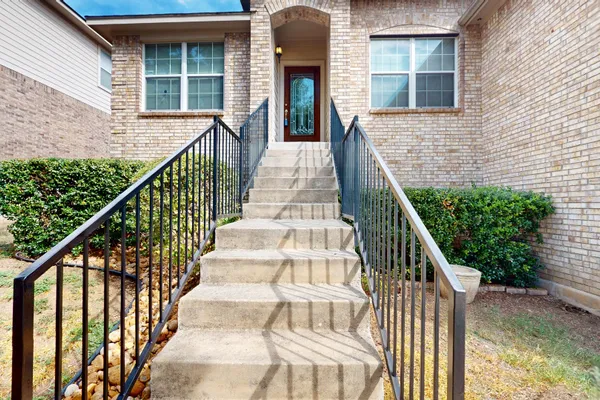 19534 CLAY OAK