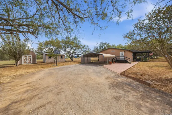 372 HOMERIDGE DR