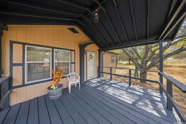 372 HOMERIDGE DR