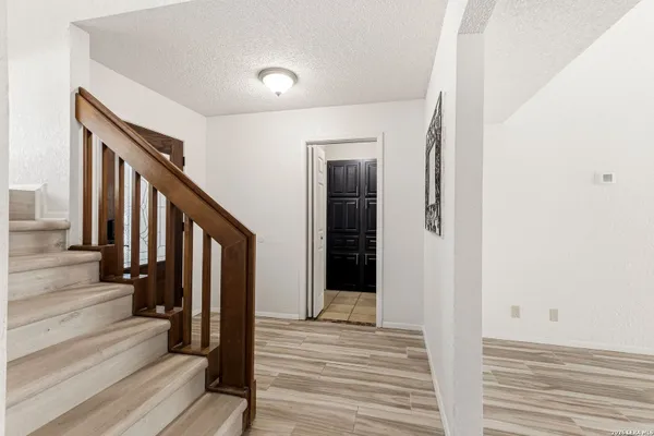 4518 MEREDITH WOODS