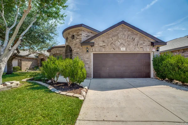 8114 GRISSOM POST