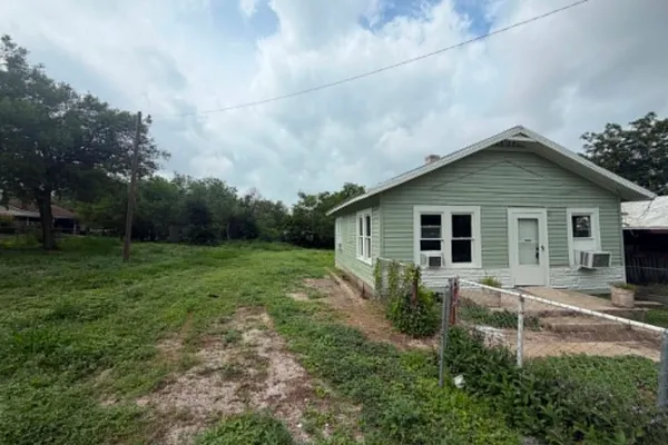 146 KOEHLER CT