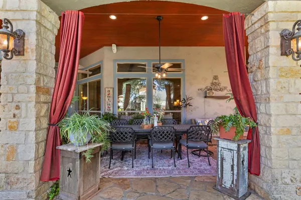 627 RIVER CHASE WAY